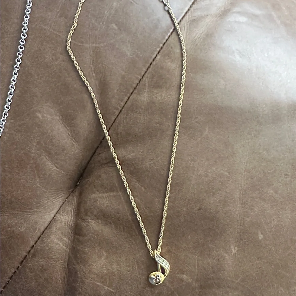 Nina Ricci Musical Note Necklace RARE - Picture 3 of 4